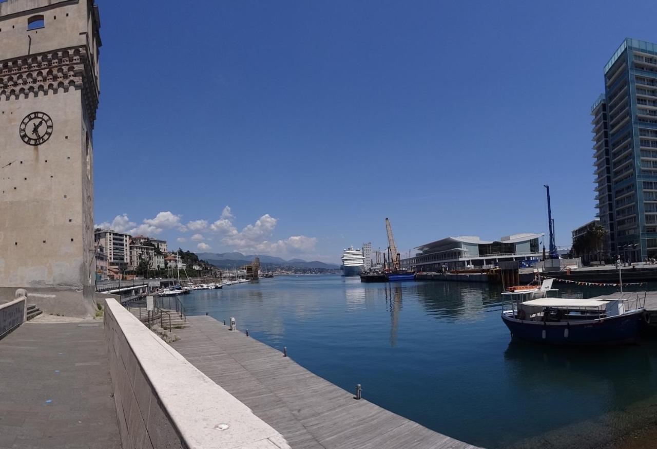 Bed&Bluup Hotel Savona Exterior photo